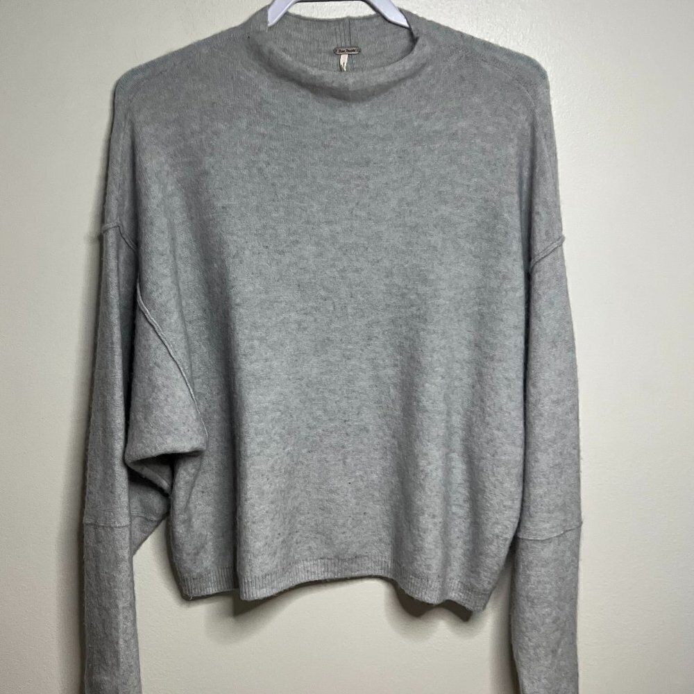 Free People Sweater Women's Gray color Size SP - Picture 1 of 6
